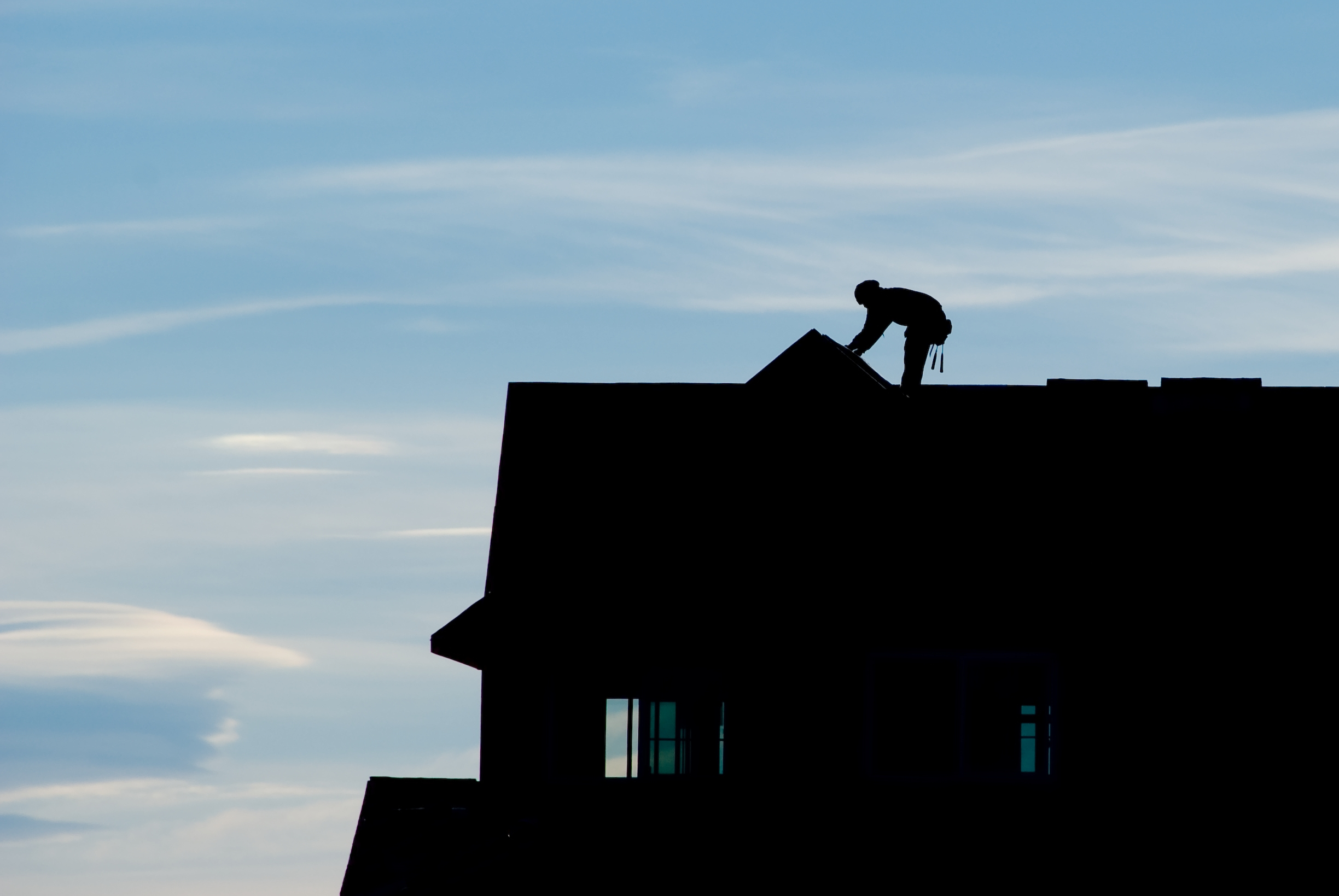 9 Things to Look for When Hiring a Roofing Contractor - Ventura Roofing Company