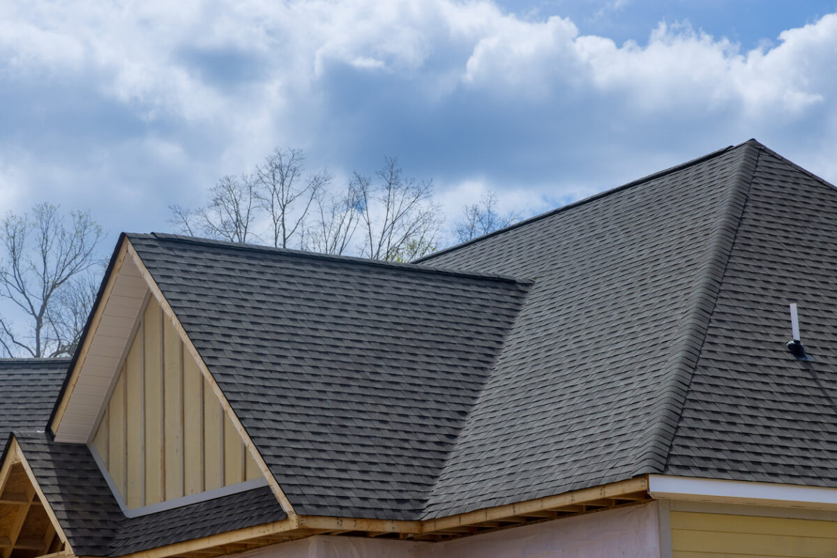 How Long Does A Shingle Roof Last? - Ventura Roofng